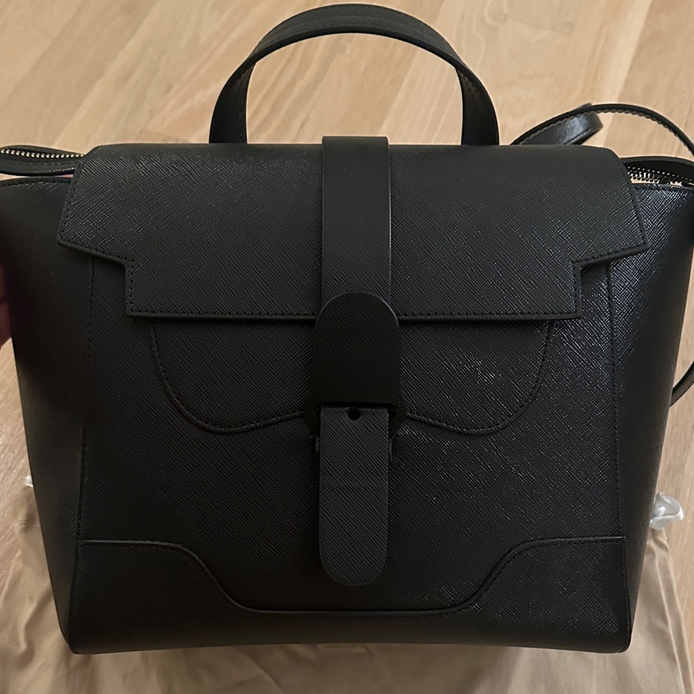 Senreve Classic Midi Maestra - Vegan Saffiano Noir w Gold